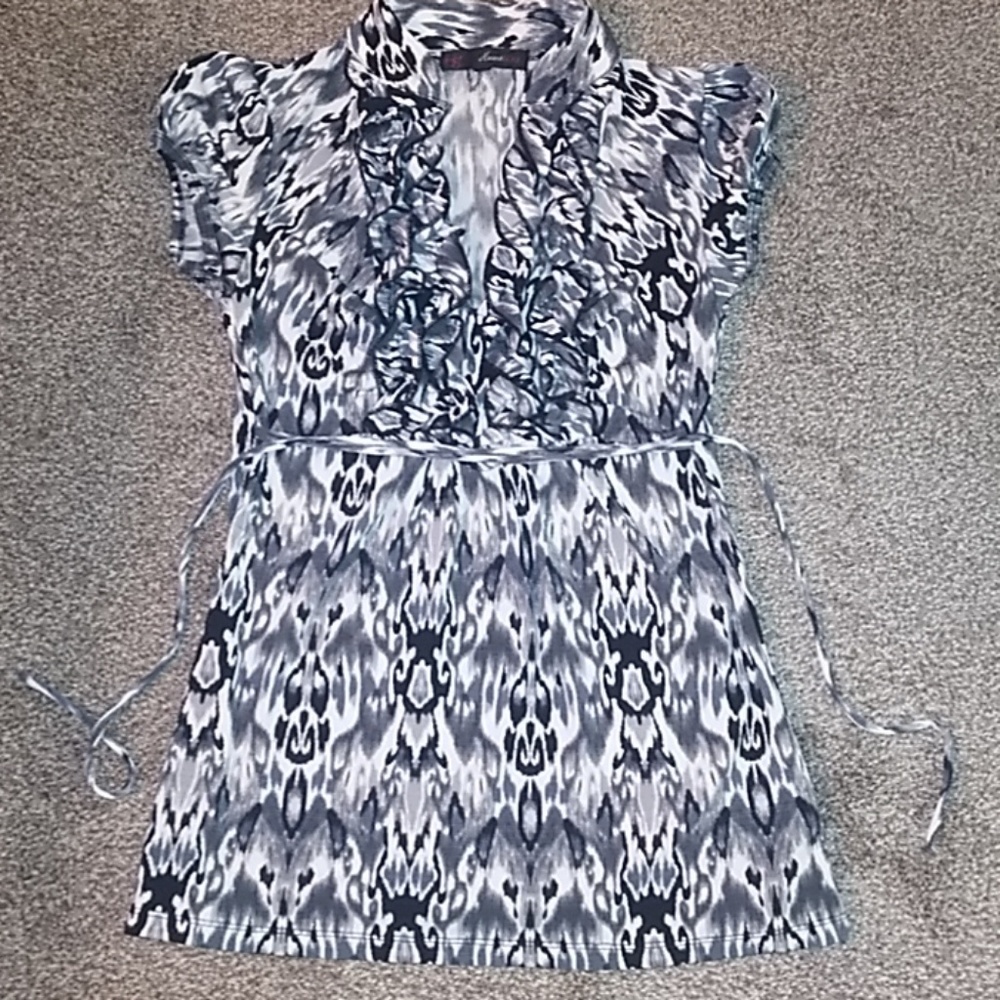 HS dress shirt